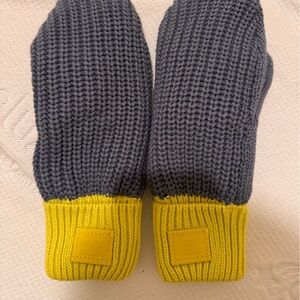 Love Your Melon Charcoal and Yellow Knit Mittens. Excellent condition.